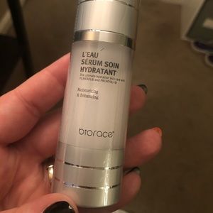New L’eau Serum (Moisturizer)